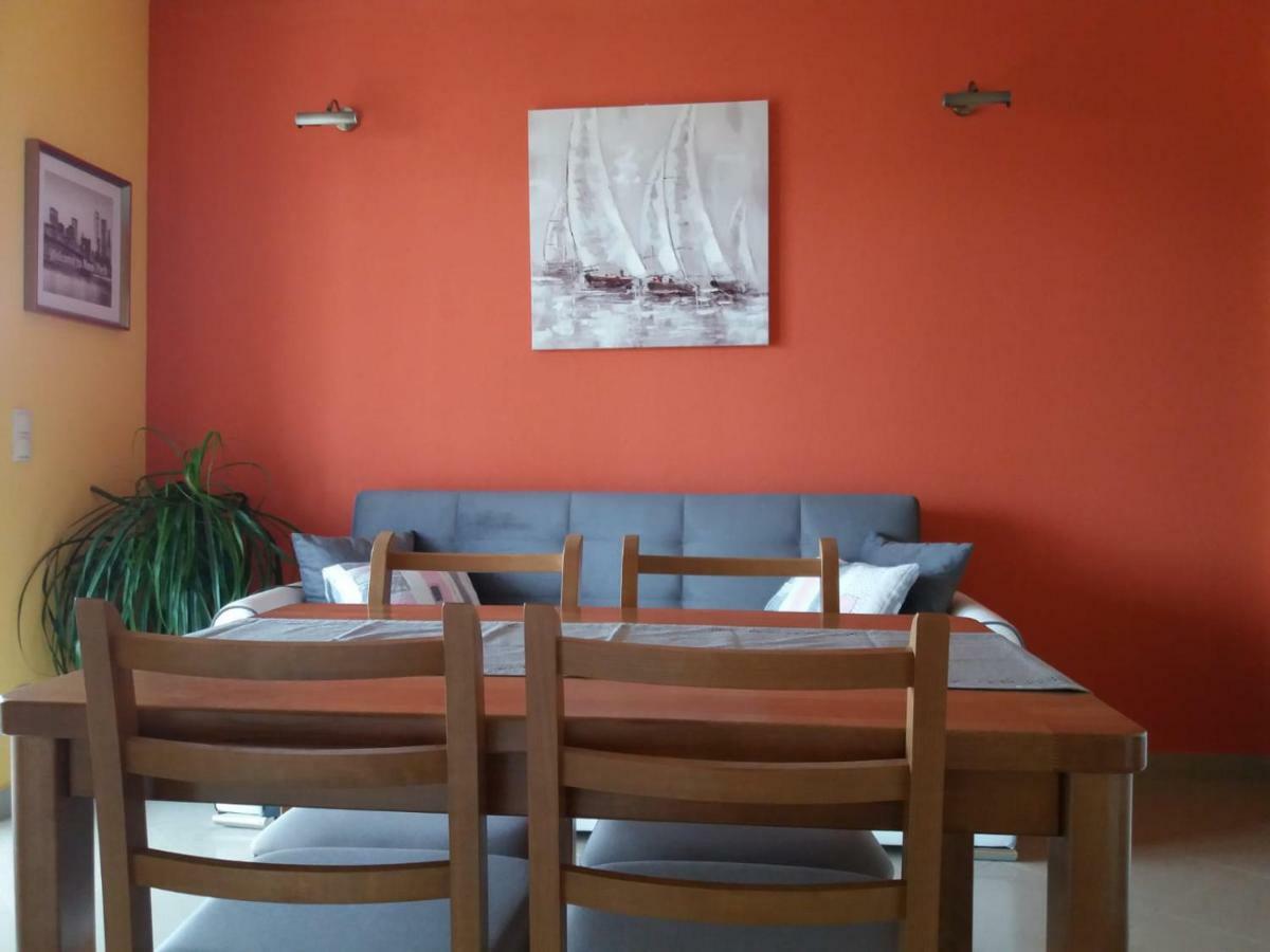 Apartament Dispet Dugi Rat Zewnętrze zdjęcie